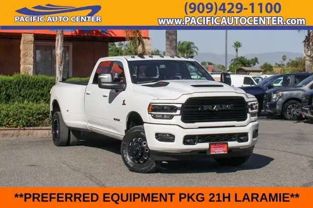 2024 RAM 3500 Laramie 4X4 Crew Cab LWB's photo