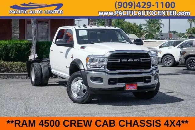 2021 RAM 4500 SLT 4X4 Crew Cab DRW 173" WB's photo