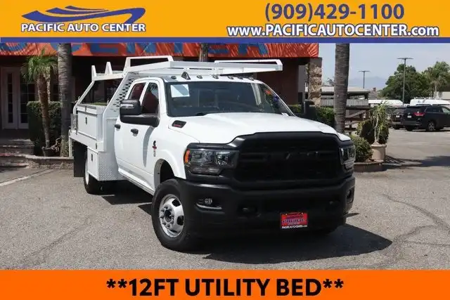 2024 RAM 3500 Tradesman 4X4 Crew Cab's photo