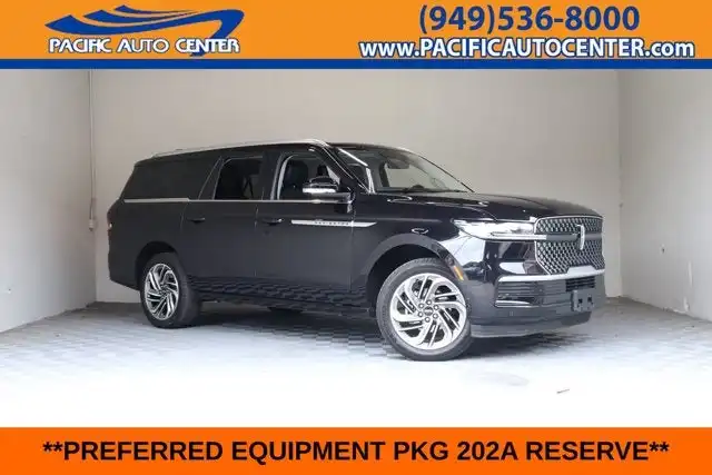 2025 Lincoln Navigator Reserve L 4WD's photo