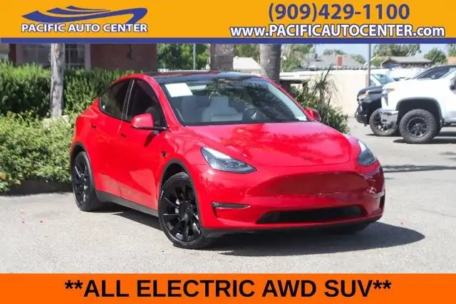 2023 Tesla Model Y Long Range Dual Motor All-Wheel Drive's photo