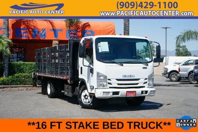 2019 Isuzu NPR-HD's photo