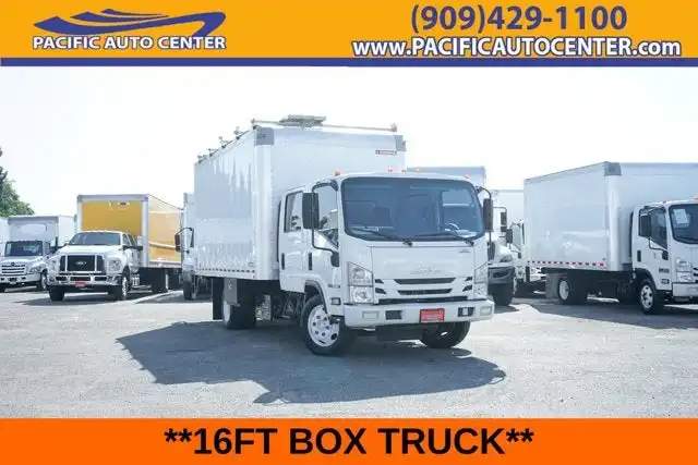 2016 Isuzu NQR's photo