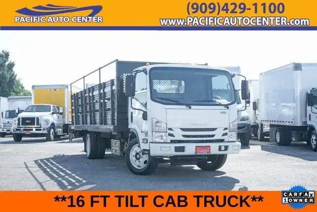 2019 Isuzu NRR's photo