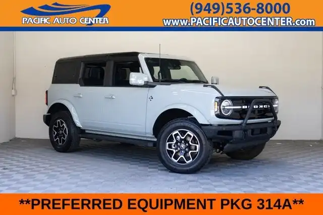 2024 Ford Bronco Outer Banks 4x4's photo