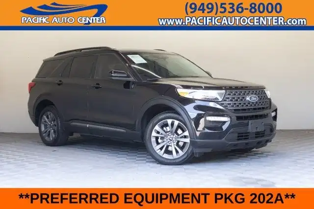 2024 Ford Explorer XLT 4WD's photo