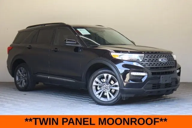 2024 Ford Explorer XLT 4WD photo 3