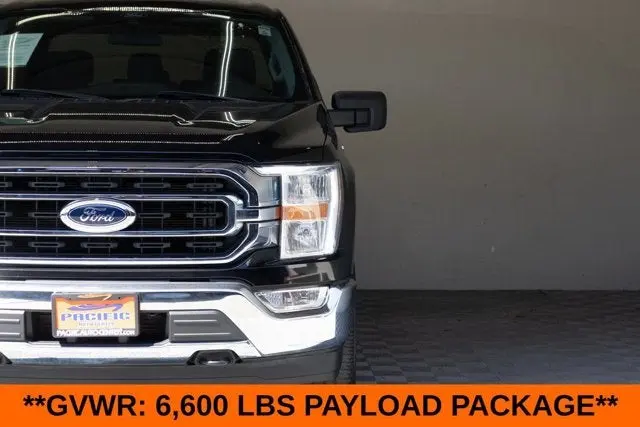 2022 Ford F-150 XLT 4WD SuperCrew 145 in photo 5