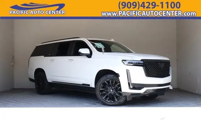 2022 Cadillac Escalade ESV Premium Luxury 4WD's photo