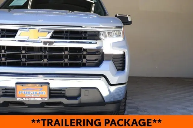 2024 Chevrolet Silverado 1500 LT Crew Cab Short Box photo 5