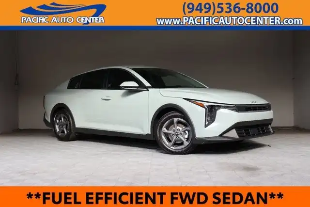 2026 Kia K4 LXS AT's photo