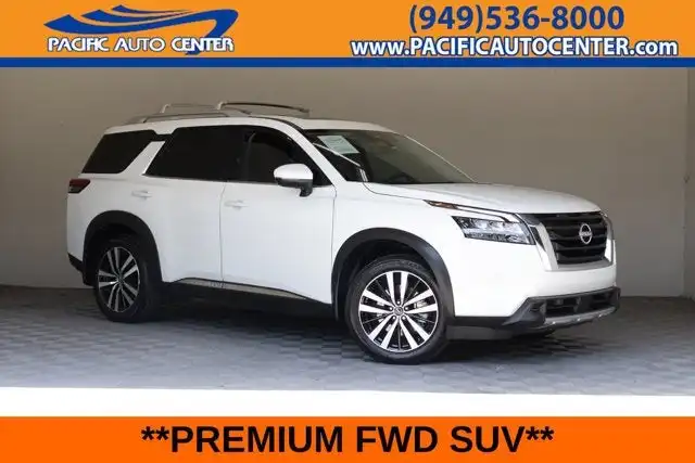 2025 Nissan Pathfinder Platinum 2WD's photo