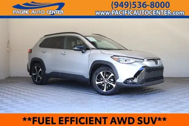 2025 Toyota Corolla Cross Hybrid XSE AWD's photo