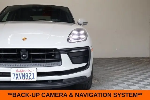 2023 Porsche Macan Base photo 5