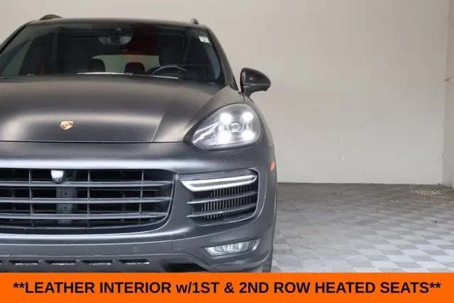 2017 Porsche Cayenne GTS photo 5