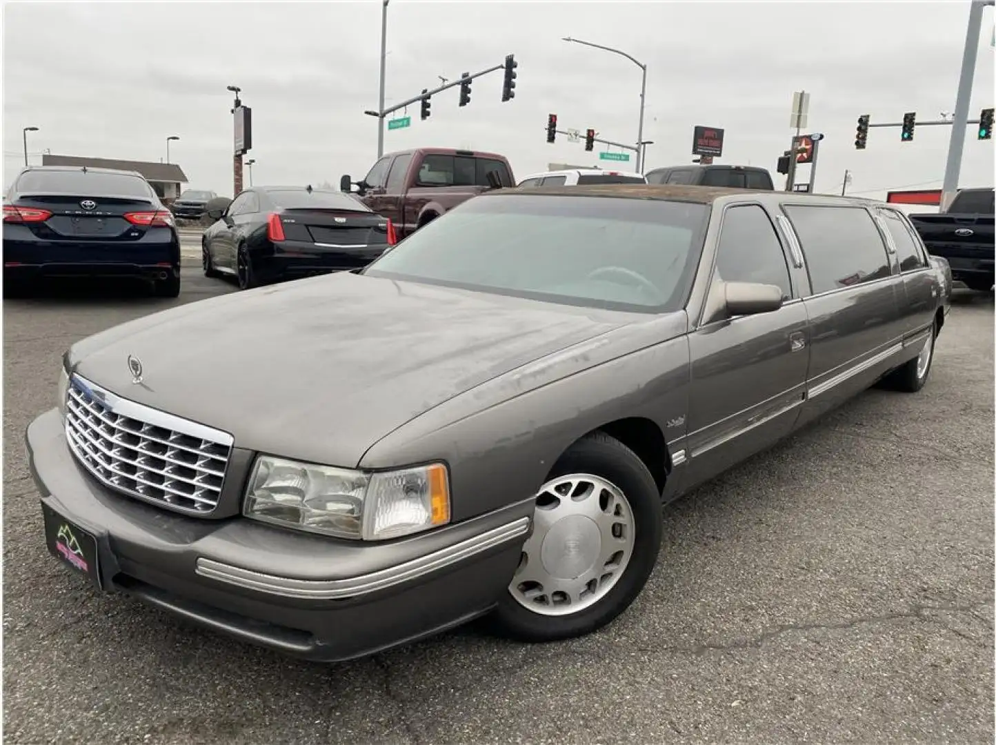 1998 Cadillac Commercial Chassis's photo