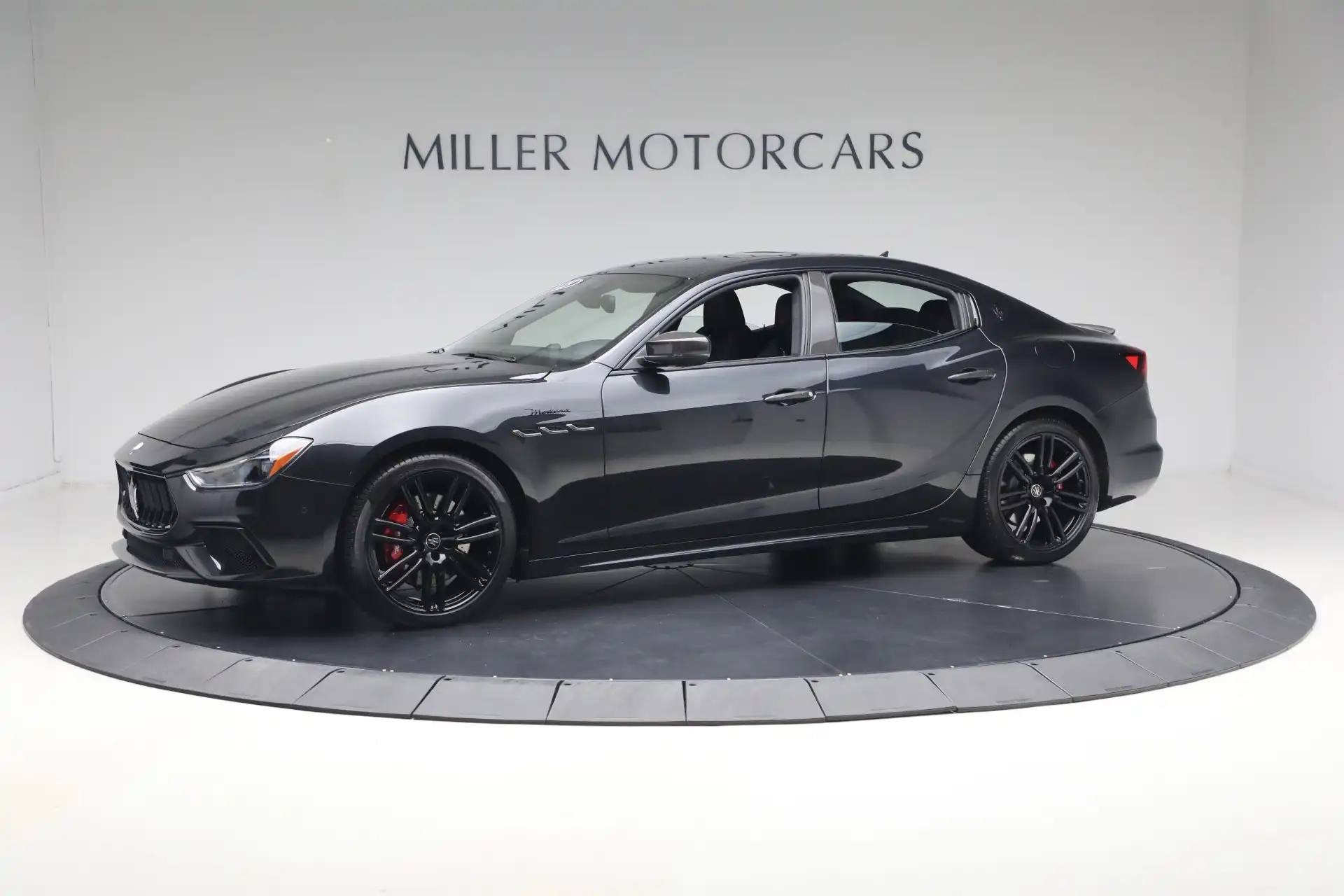 2023 Maserati Ghibli Modena Q4's photo