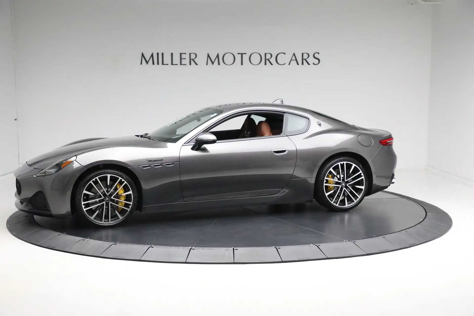 2024 Maserati GranTurismo Modena's photo