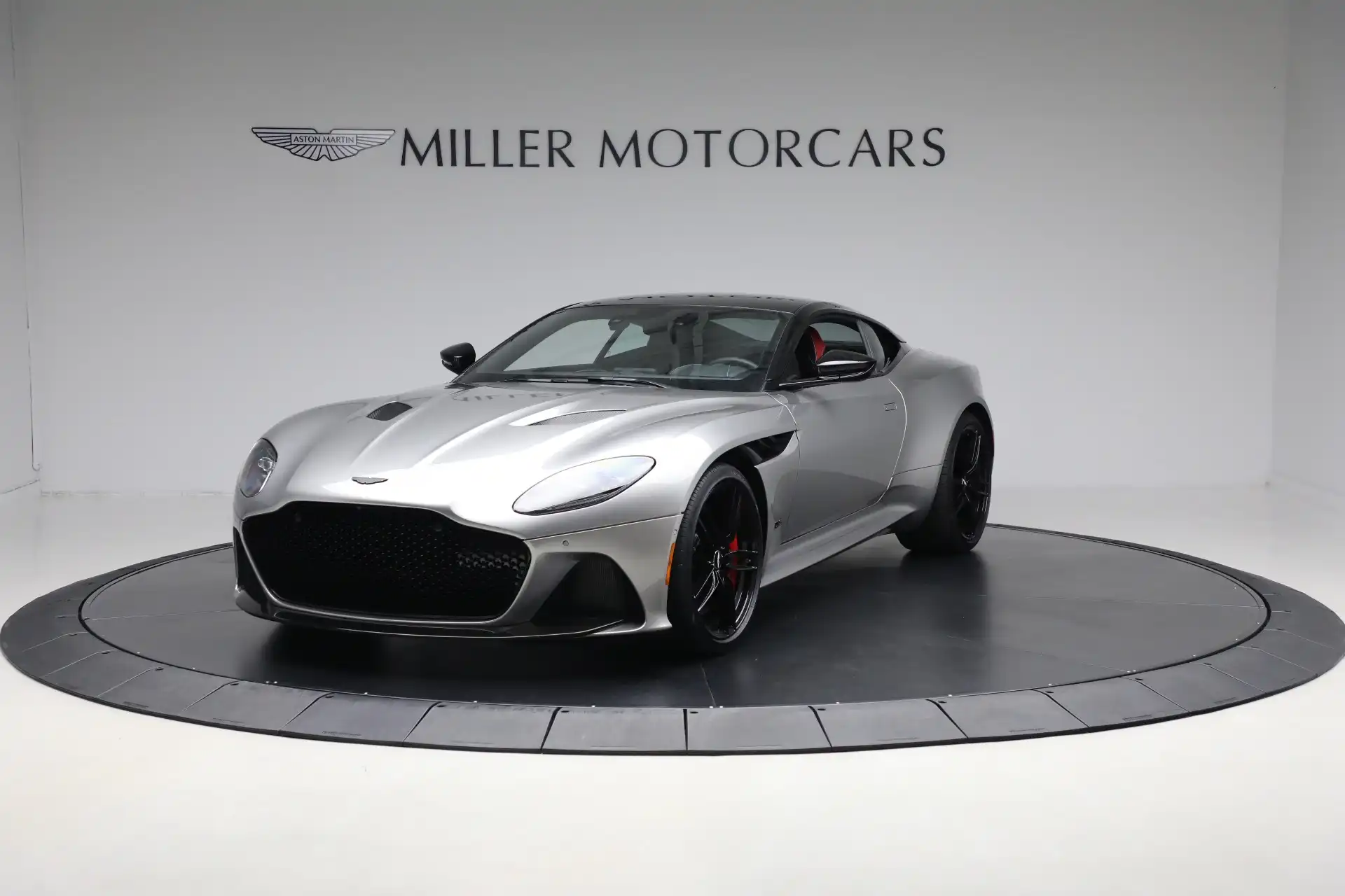 2023 Aston Martin DBS 5.2 V12's photo