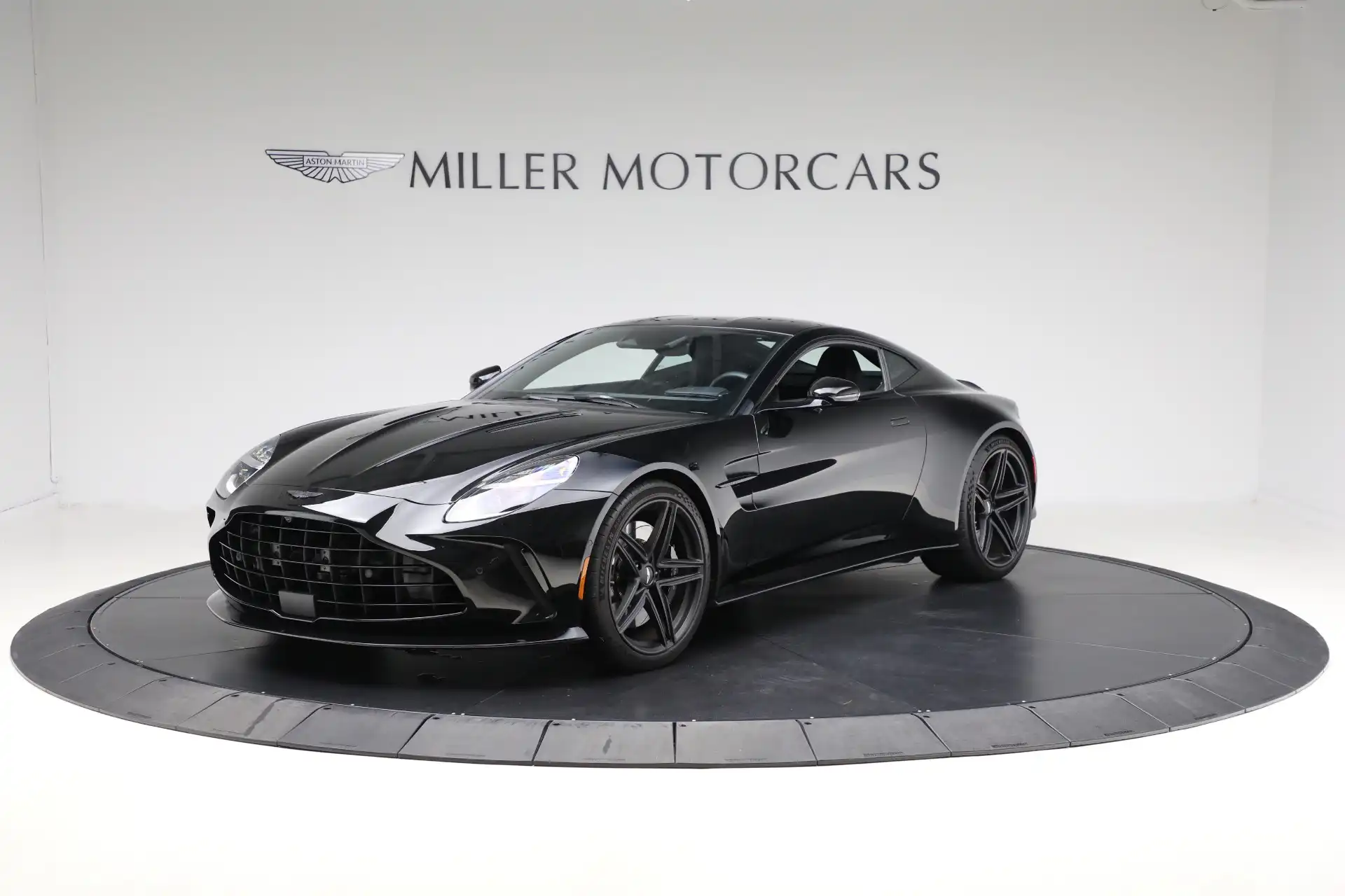 2025 Aston Martin Vantage 4.0 V8 AUTO's photo