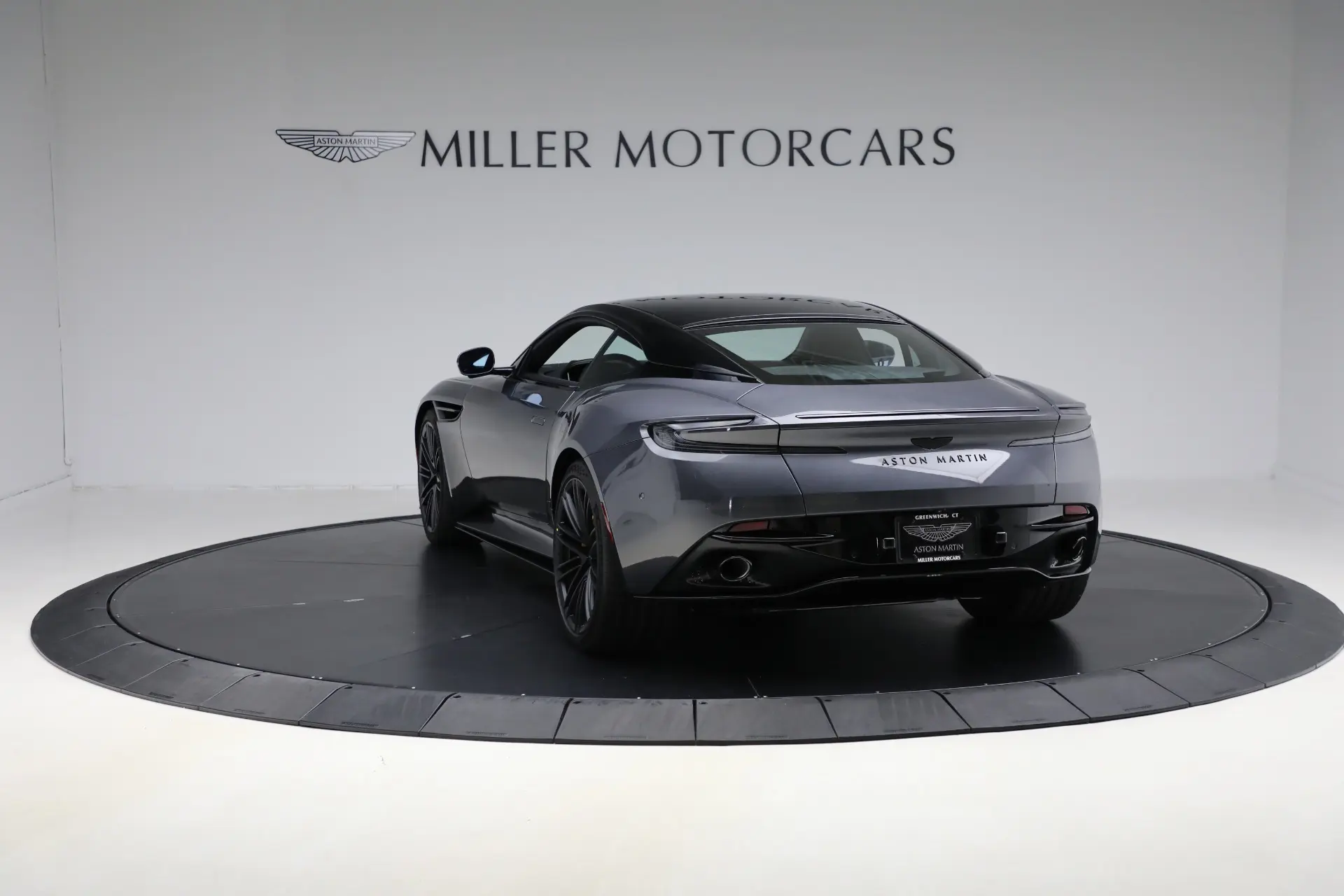 2026 Aston Martin DB12 Coupe photo 5