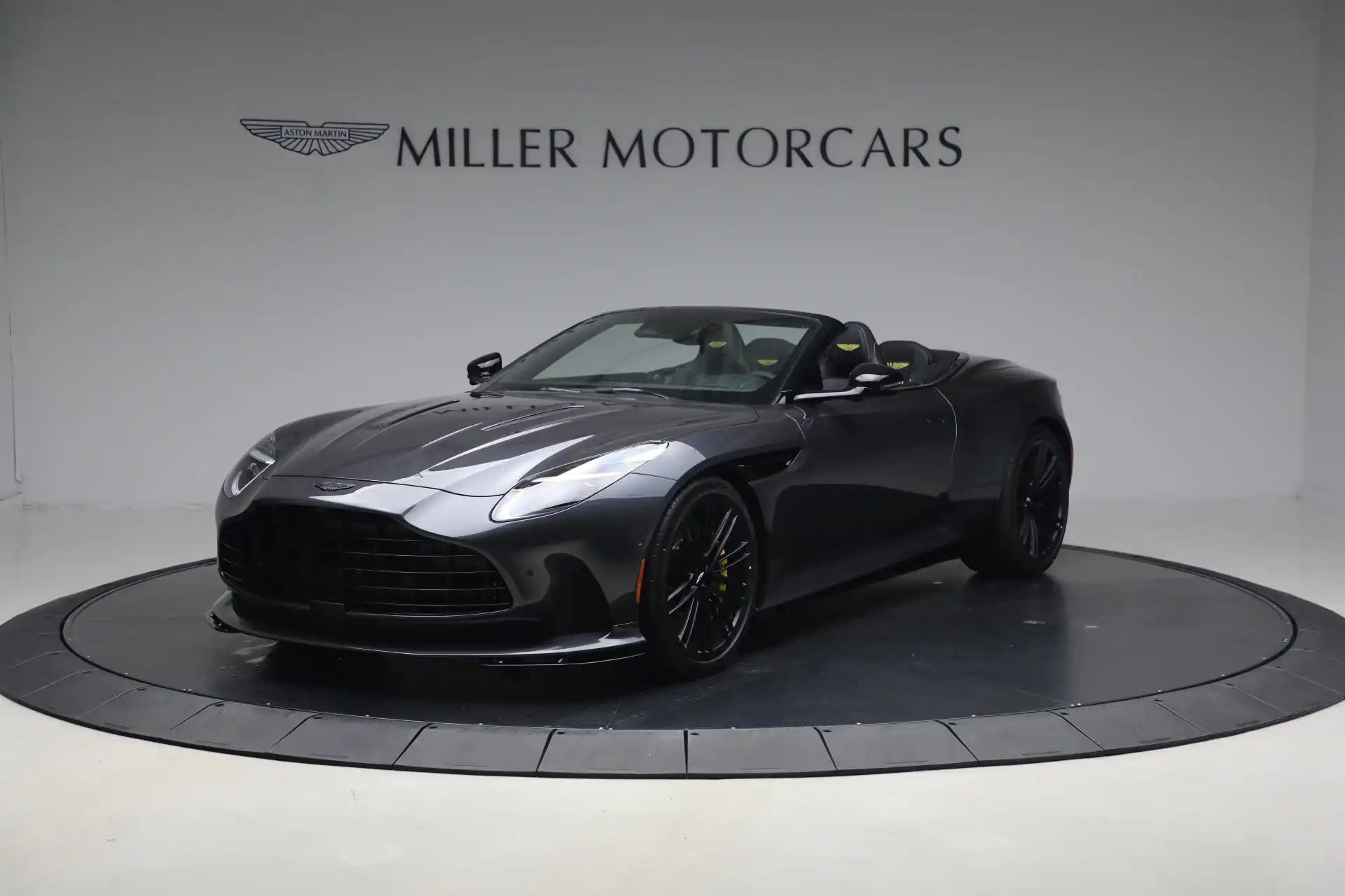 2026 Aston Martin DB12 Volante's photo