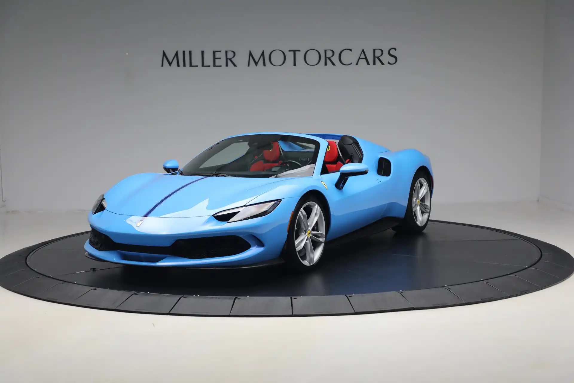 2025 Ferrari 296 GTS's photo