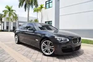 2015 BMW 7 Series 750i M Sport Edition's photo