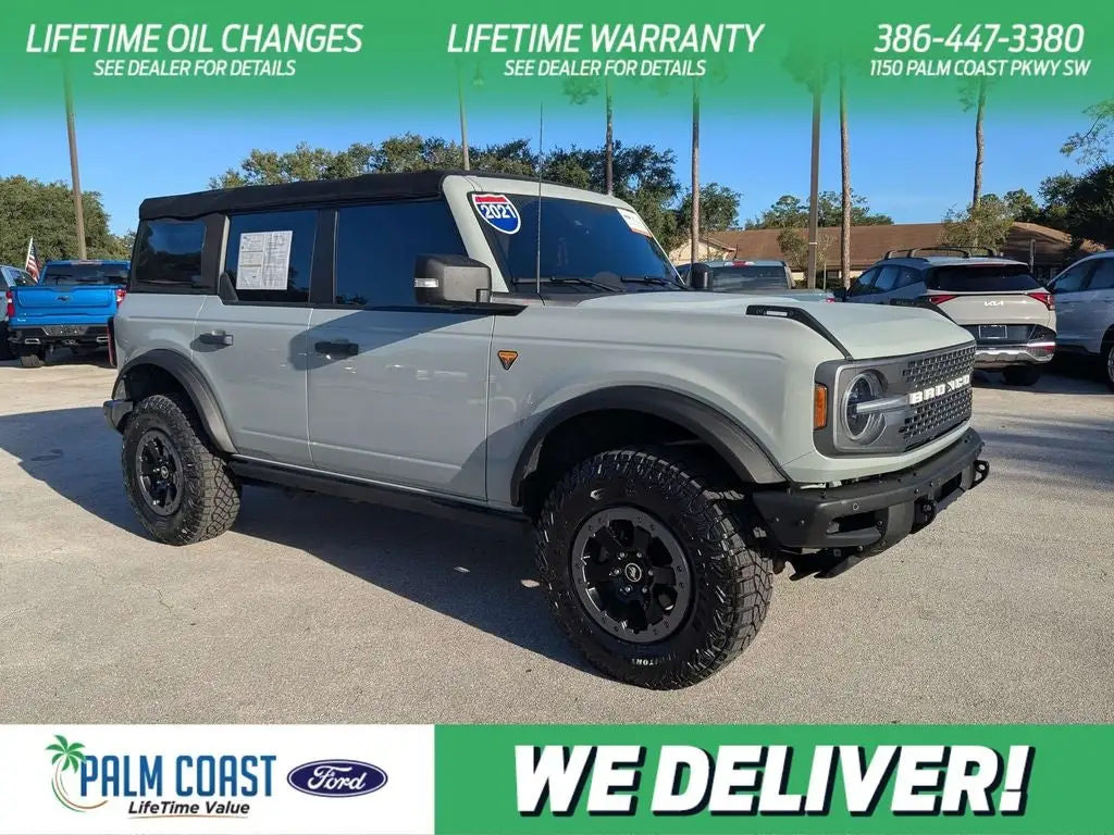2021 Ford Bronco Badlands 4WD photo 1
