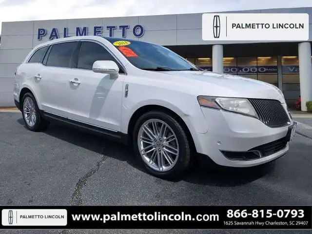 2014 Lincoln MKT 3.5 EcoBoost AWD's photo