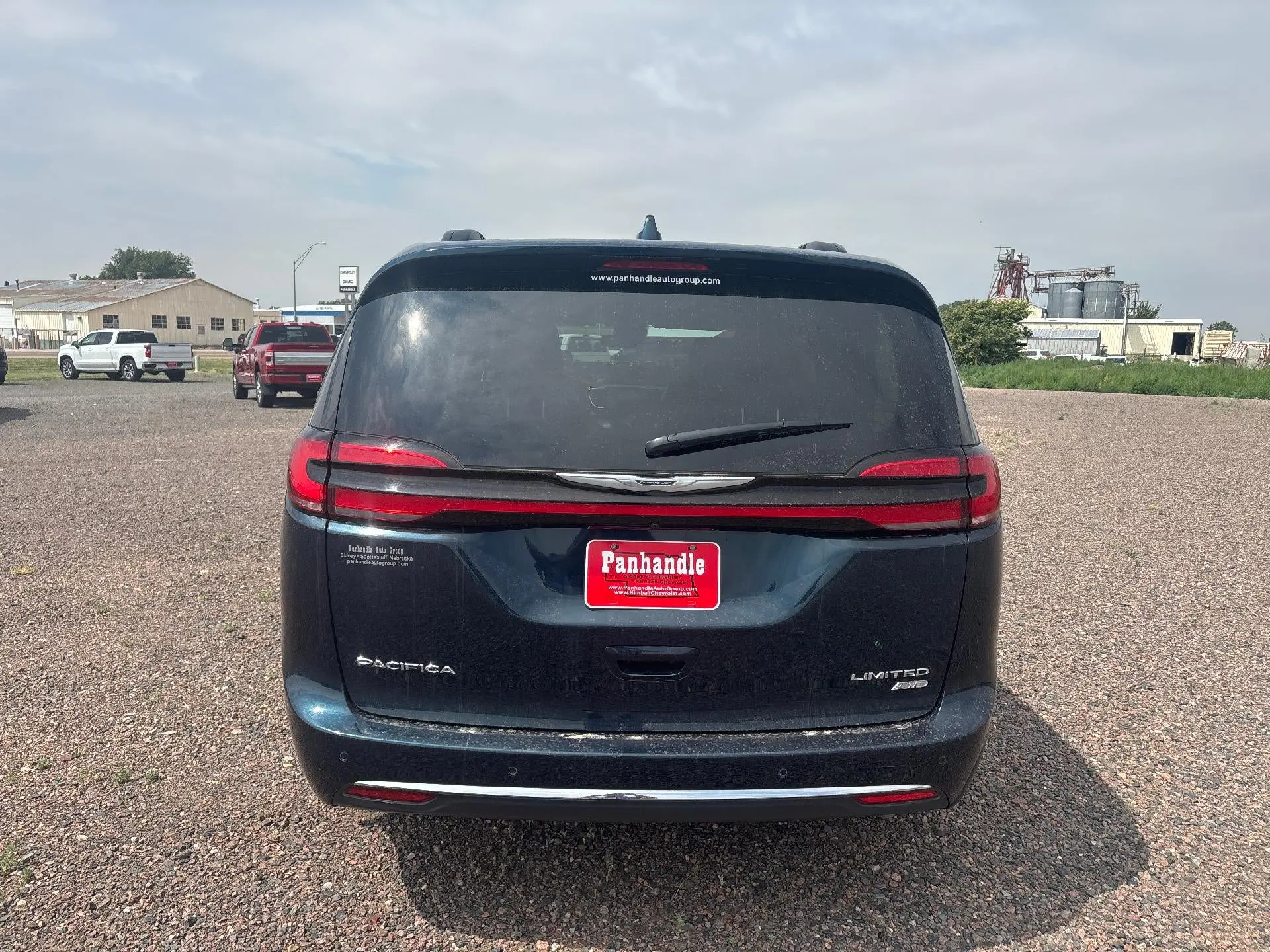 2022 Chrysler Pacifica Limited photo 4