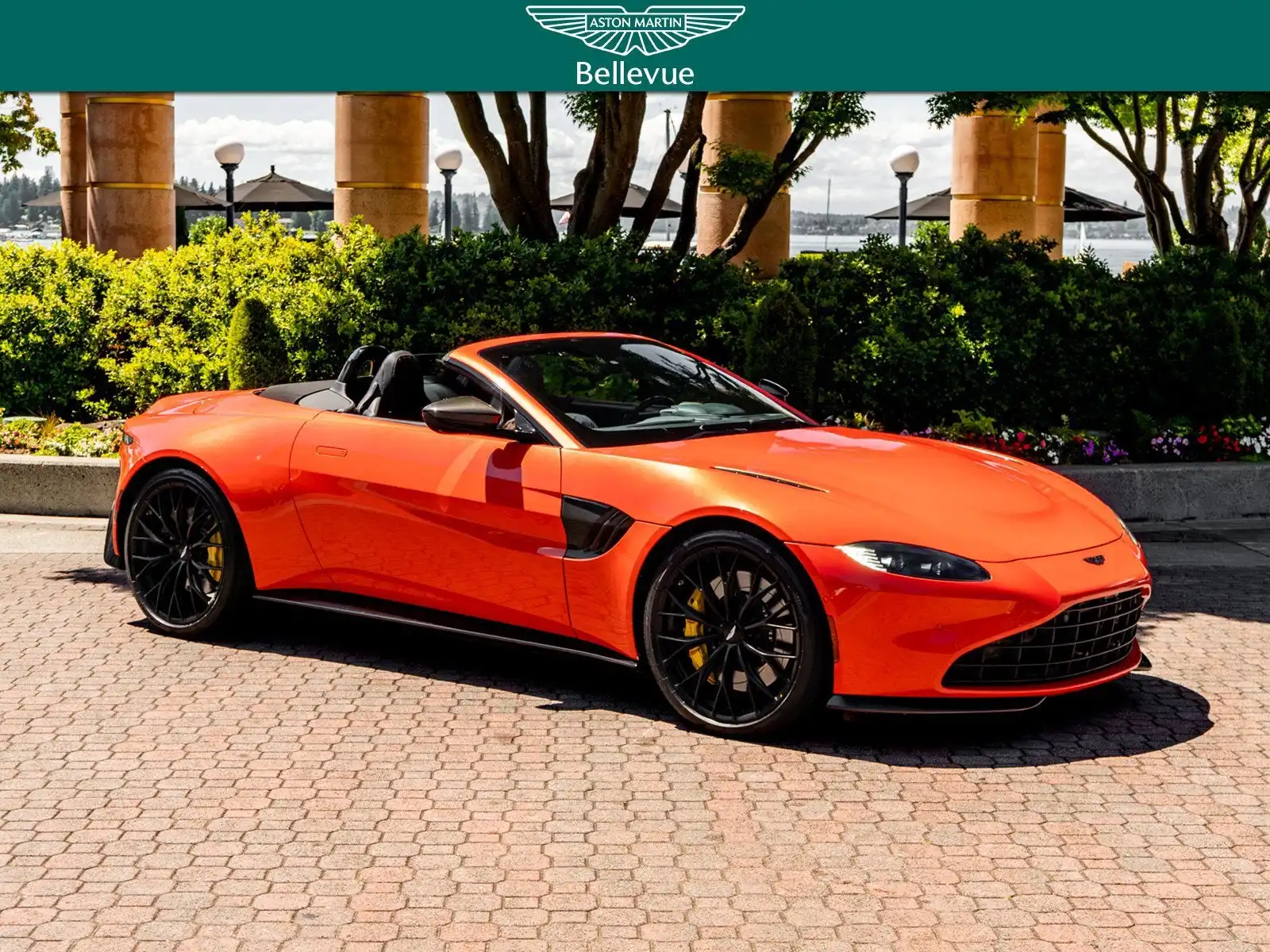 2023 Aston Martin Vantage F1 Roadster's photo