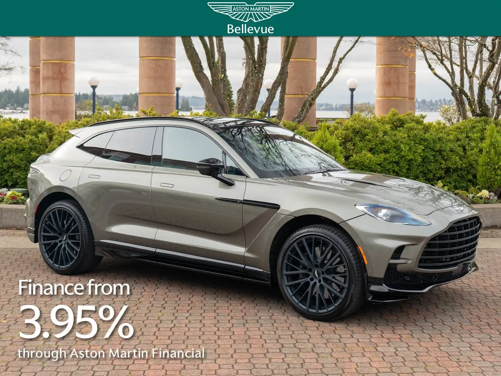 2026 Aston Martin DBX 4.0 V8 707 AWD's photo