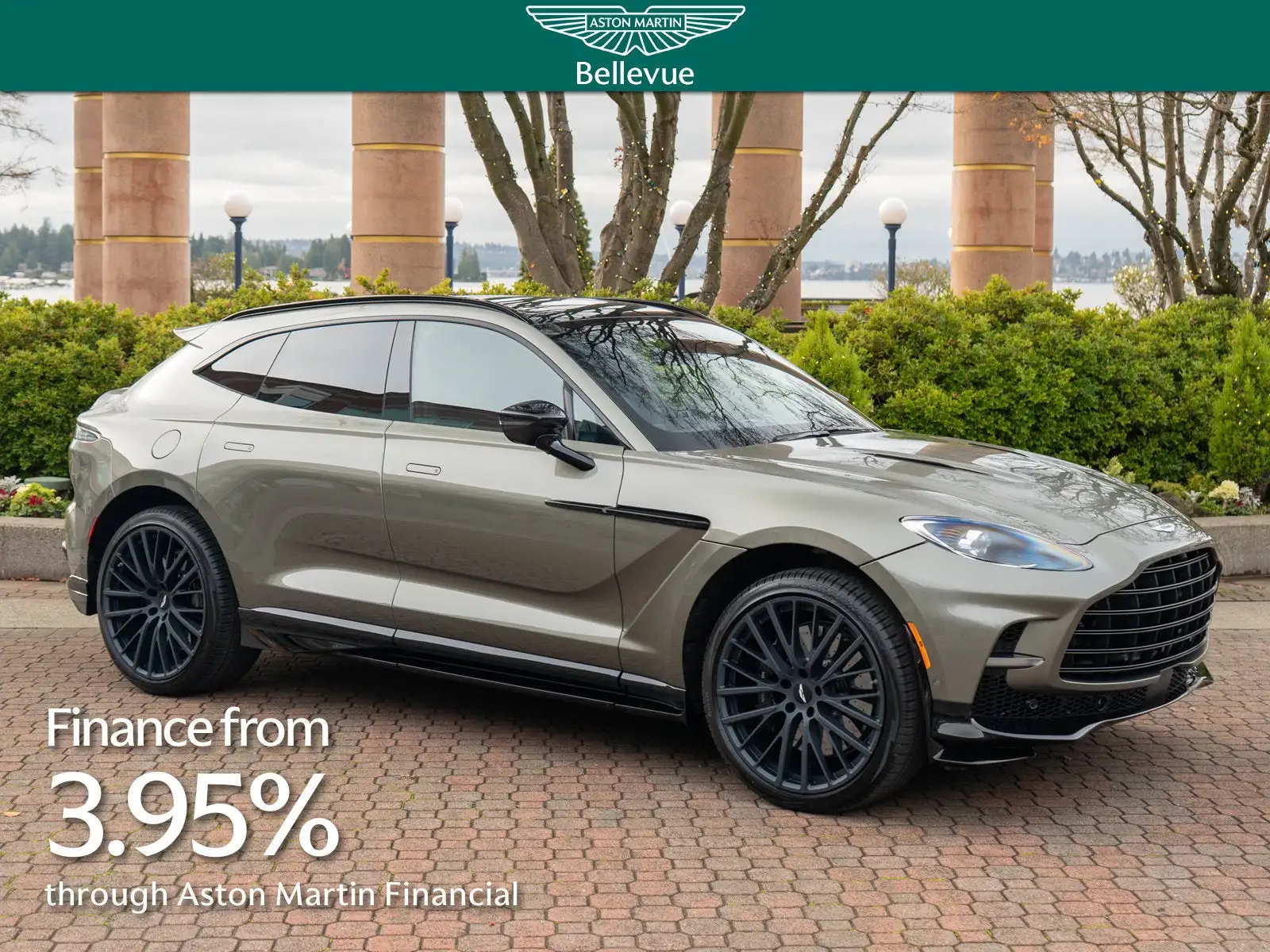 2026 Aston Martin DBX 4.0 V8 707 AWD's photo