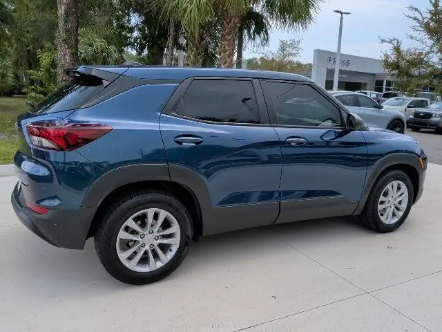 2021 Chevrolet Trailblazer LS photo 5