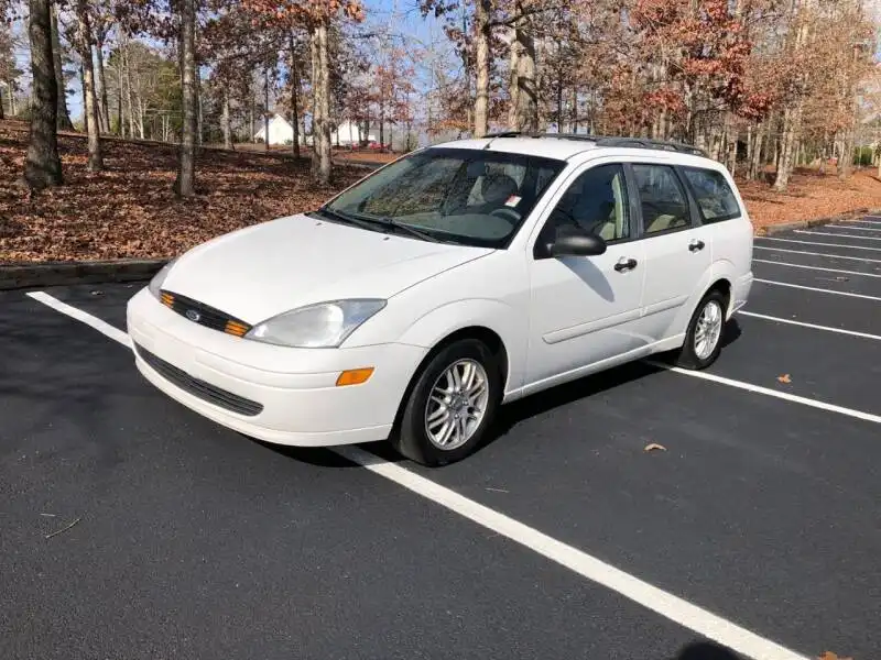 2000 Ford Focus SE's photo