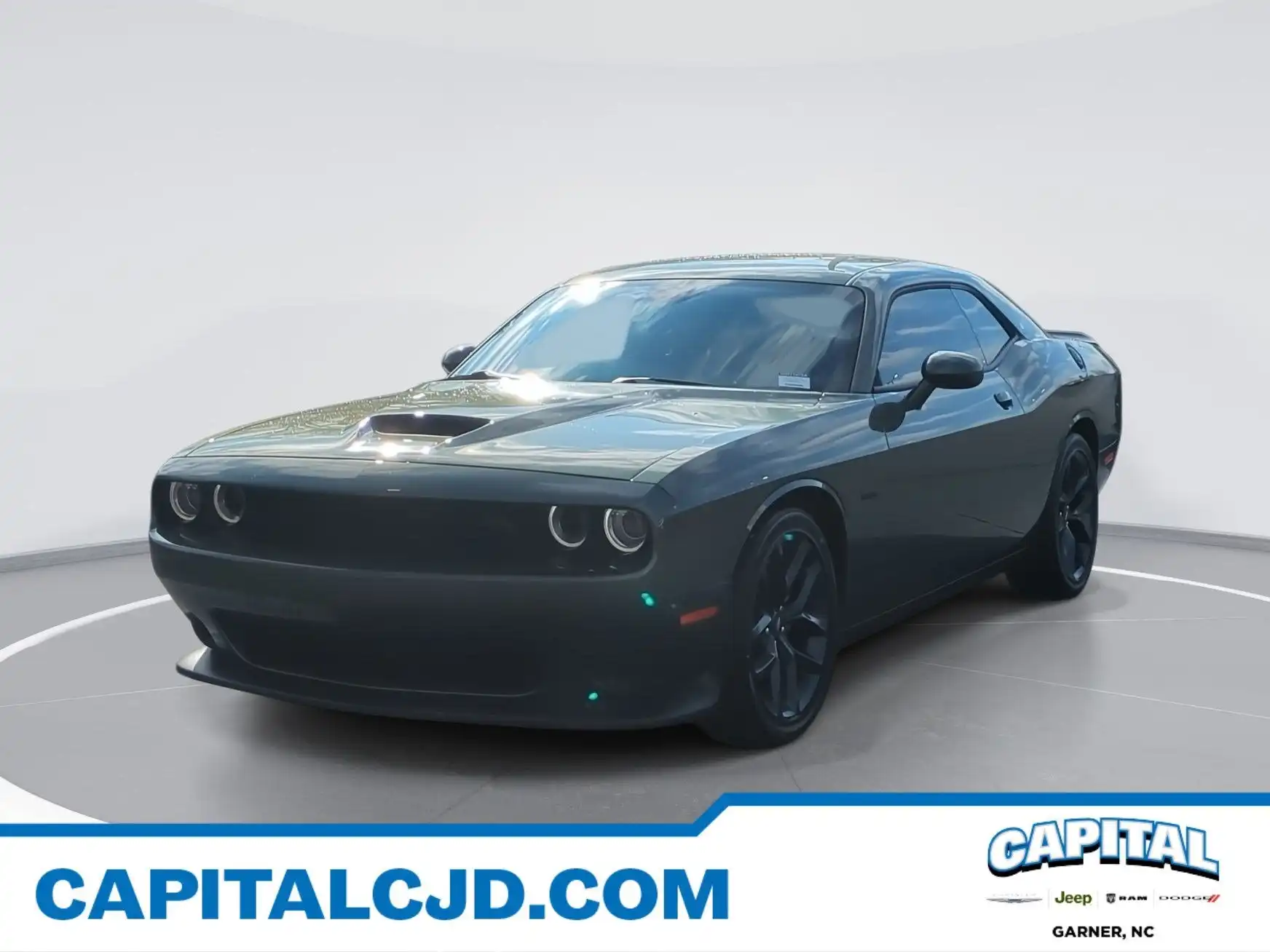 2023 Dodge Challenger R/T's photo