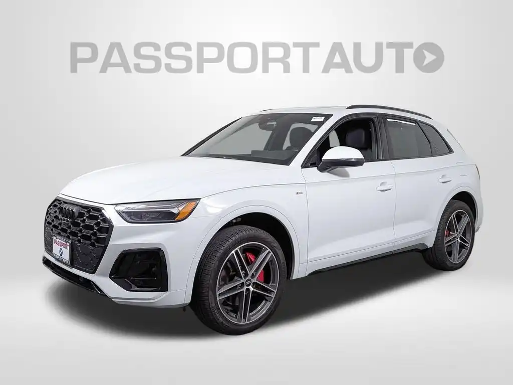 2024 Audi Q5 55 e Premium Plus's photo