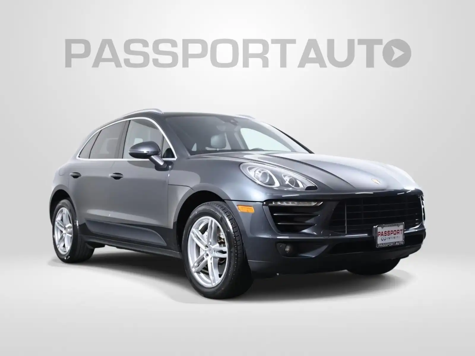 2017 Porsche Macan S's photo