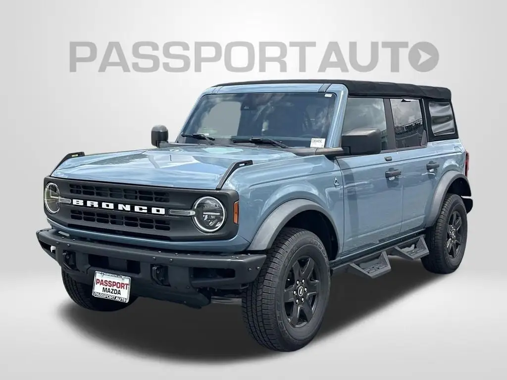 2021 Ford Bronco Black Diamond Advanced (322A) 4x4 photo 1