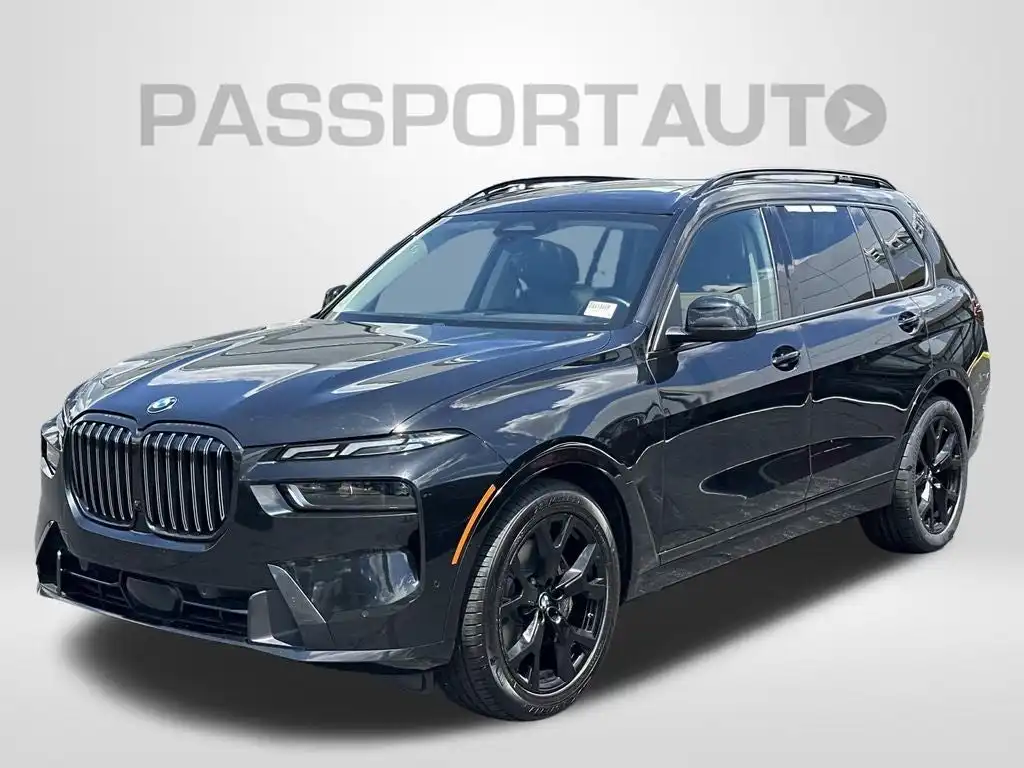 2023 BMW X7 xDrive40i's photo