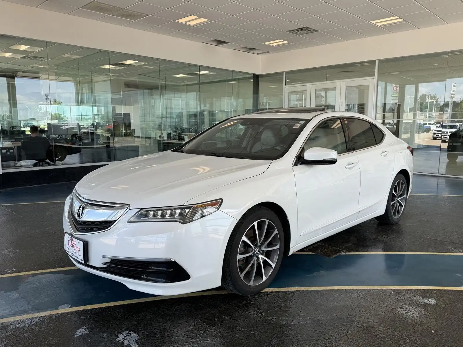 2015 Acura TLX 3.5 AUTO Technology Package's photo