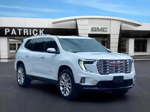 2026 GMC Acadia Denali AWD's photo