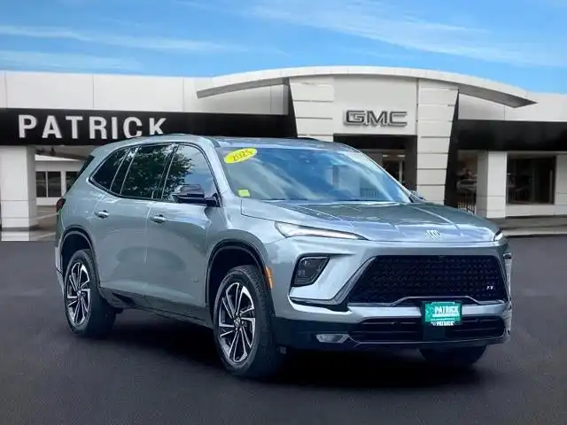 2025 Buick Enclave Sport Touring AWD's photo