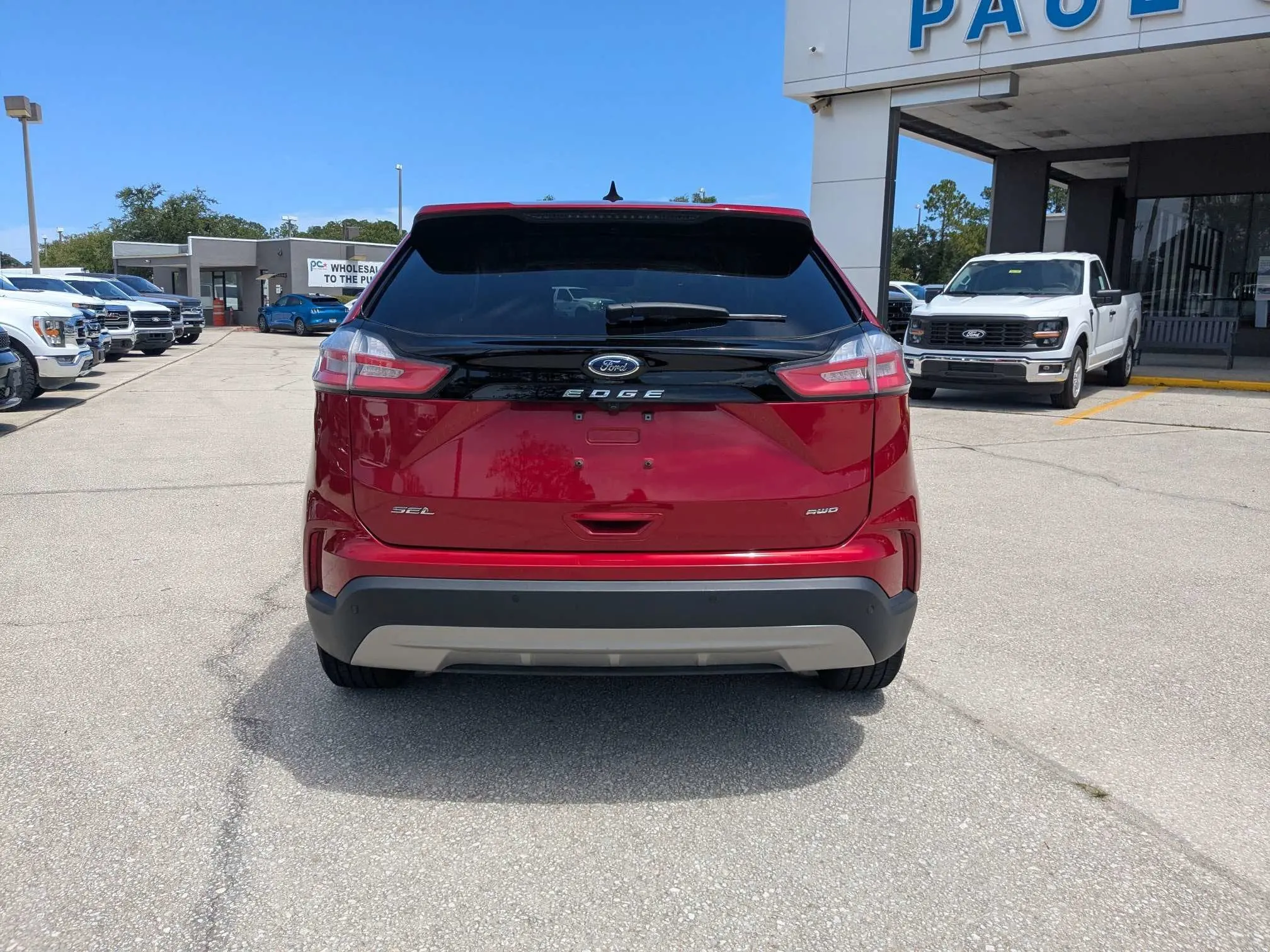 2024 Ford Edge SEL AWD photo 5