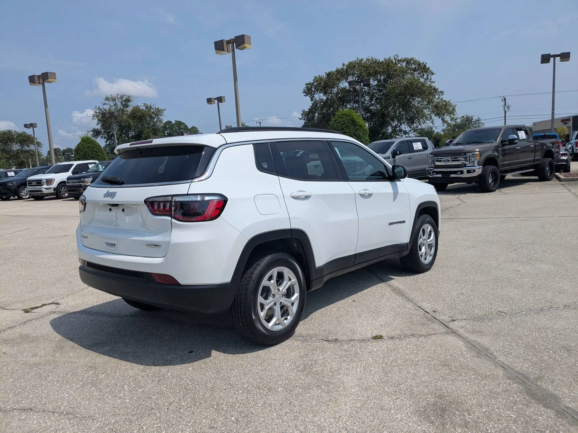 2024 Jeep Compass Latitude 4X4 photo 4