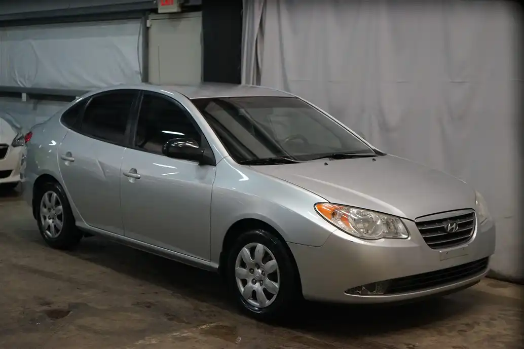 2007 Hyundai Elantra GLS's photo