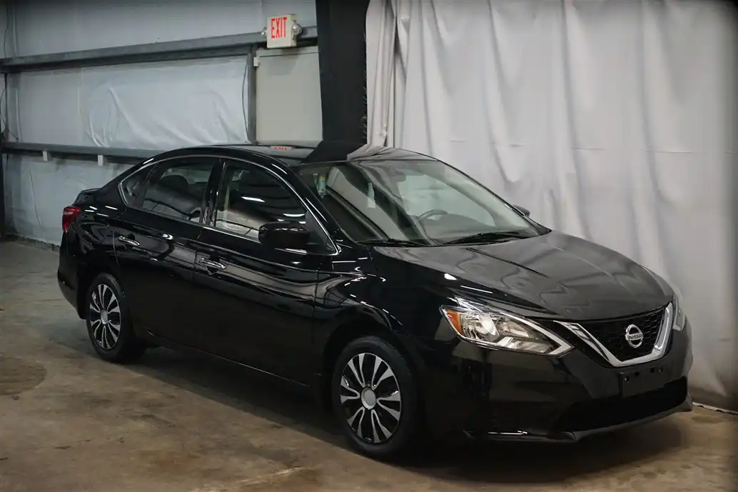 2017 Nissan Sentra S CVT's photo