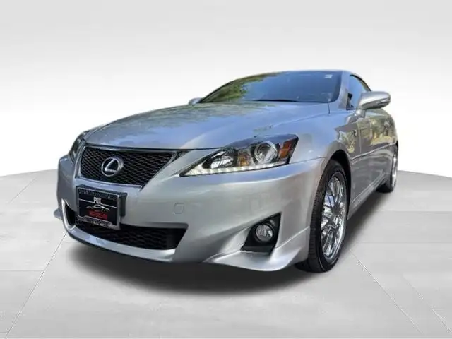 2013 Lexus IS 350 250C 6ECT-i's photo