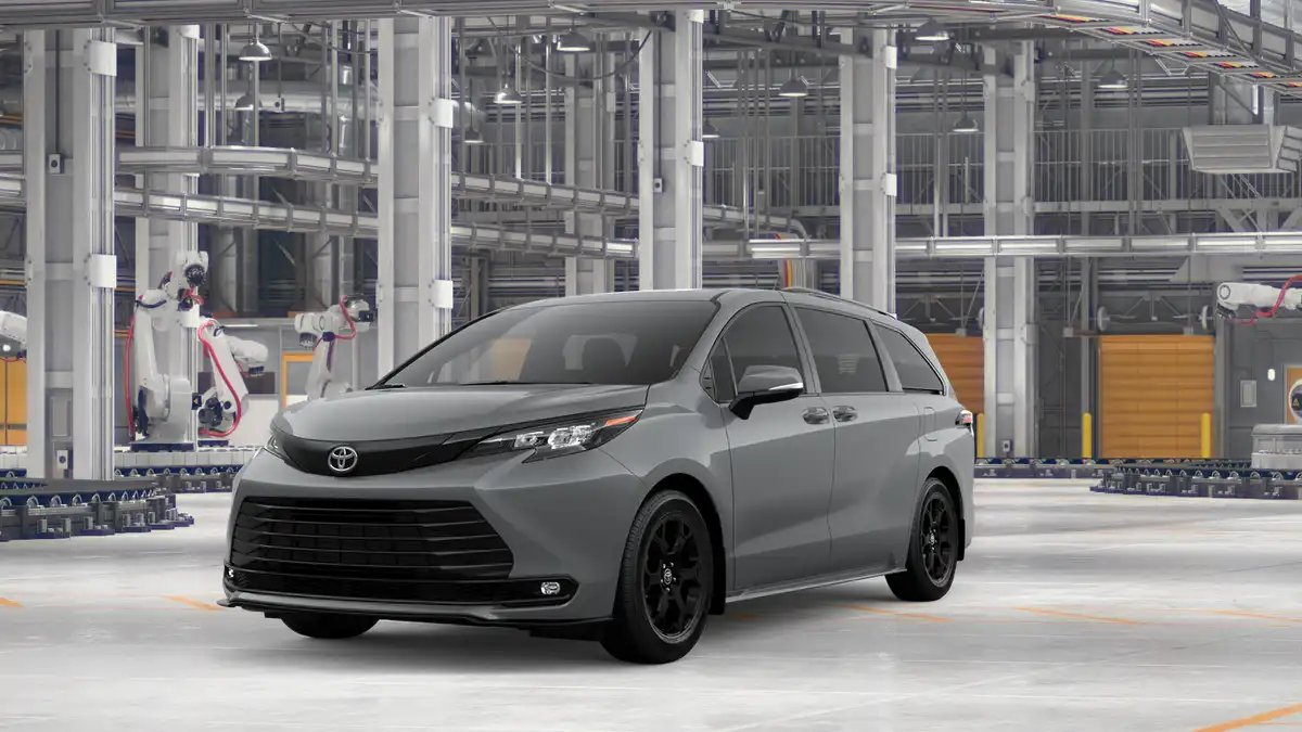 2026 Toyota Sienna Woodland Edition Hybrid AWD's photo